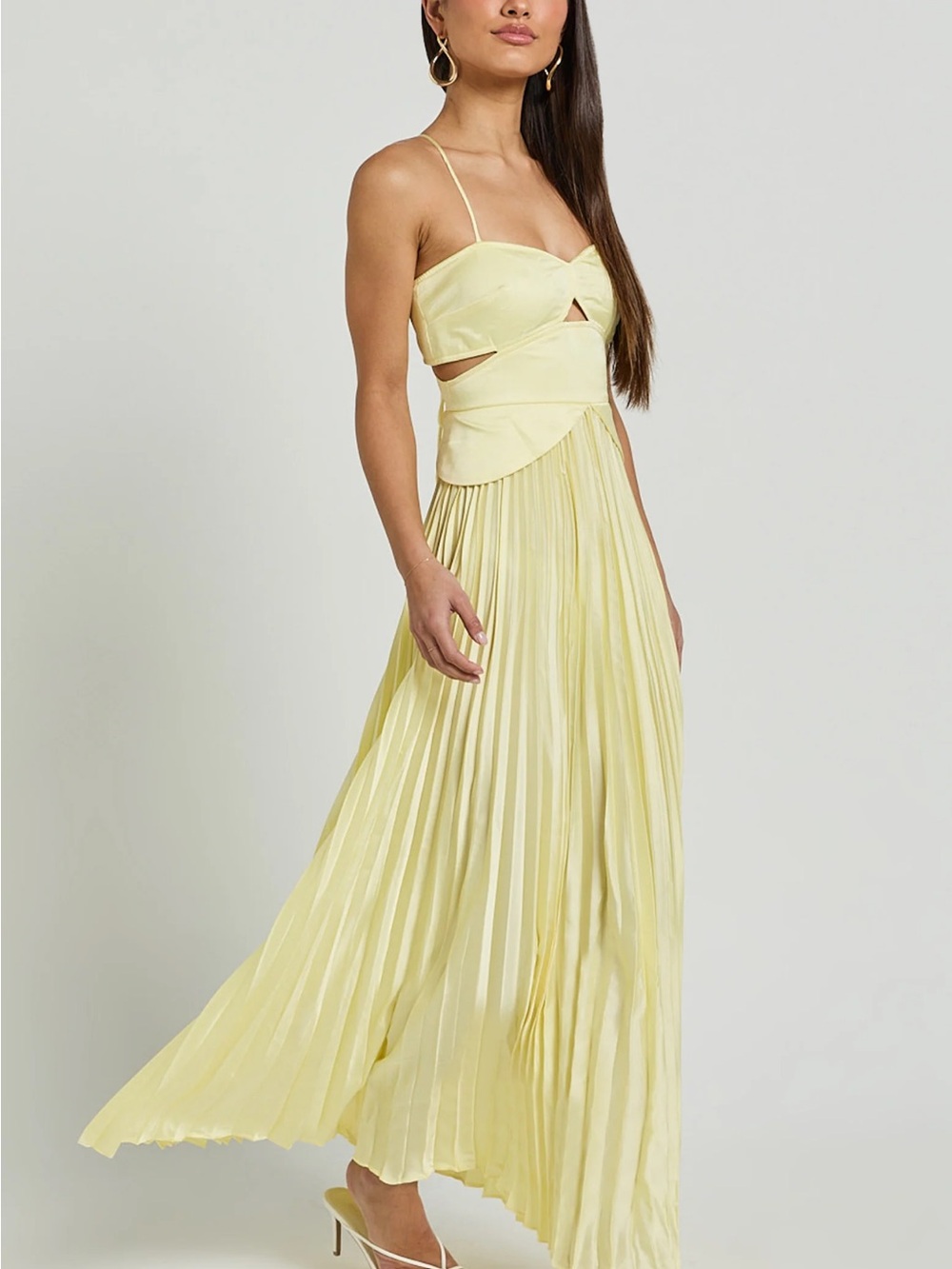 NTW showpo shay maxi dress- sweetheart cut out pleated dress - Picture 3 of 5
